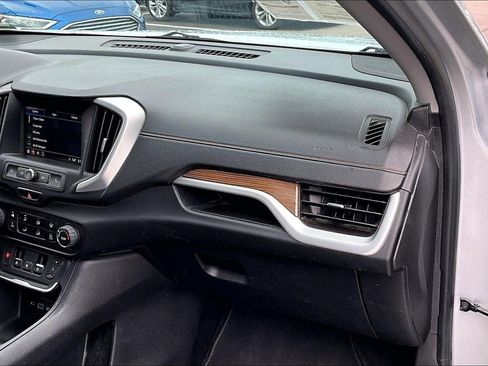 Used 2018 GMC Terrain SLE FWD image 13