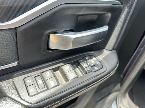 Used 2025 RAM 2500 Big Horn AWD/4WD image 19