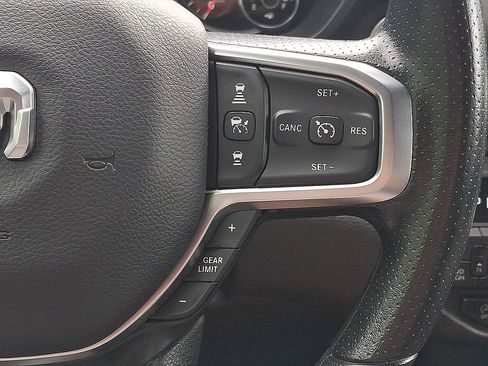 Certified 2025 RAM 1500 Tradesman w/ Night Edition AWD/4WD image 18
