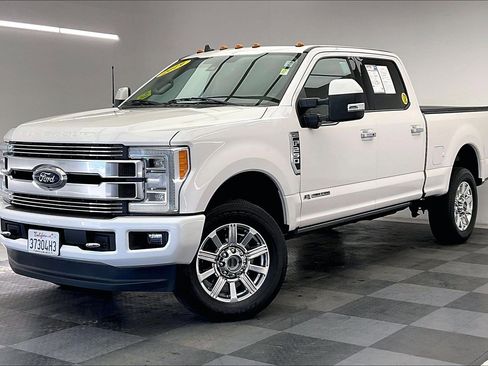 Used 2019 Ford F250 Limited image 12