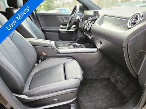 Certified 2025 Mercedes-Benz GLA 250 4MATIC image 9