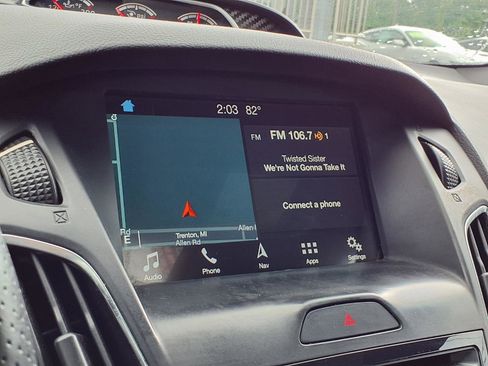 Used 2017 Ford Focus ST w/ Equipment Group 402A FWD image 16