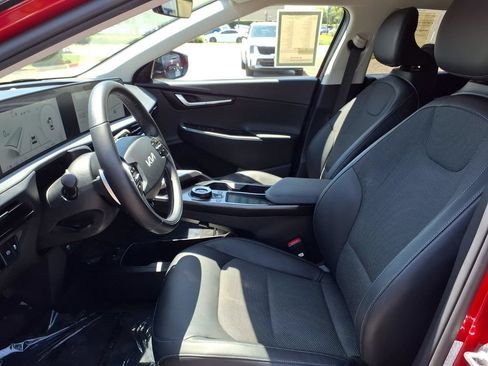 Certified 2024 Kia EV6 Light RWD image 6