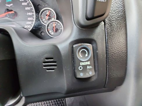 Used 2007 Chevrolet Corvette Coupe image 20