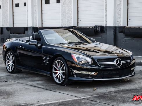 Used 2016 Mercedes-Benz SL 63 AMG AMG SL 63 w/ Driver Assistance Package image 7