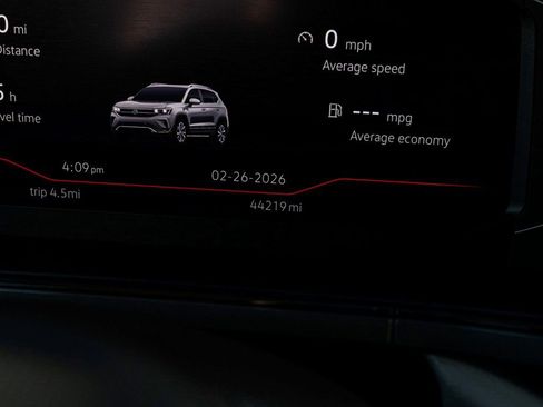 Used 2023 Volkswagen Taos SEL image 18