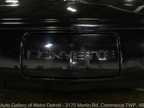 Used 1996 Chevrolet Corvette Coupe RWD image 32