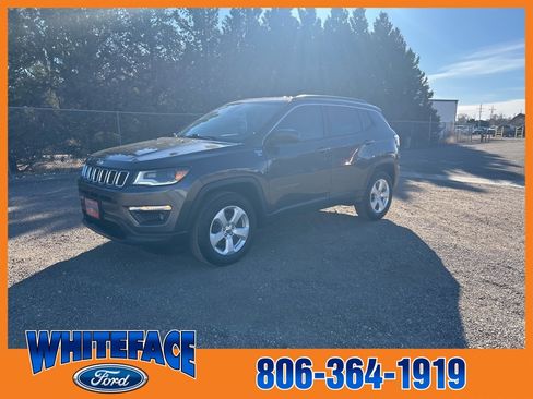 Used 2019 Jeep Compass Latitude w/ Safety & Security Group image 2