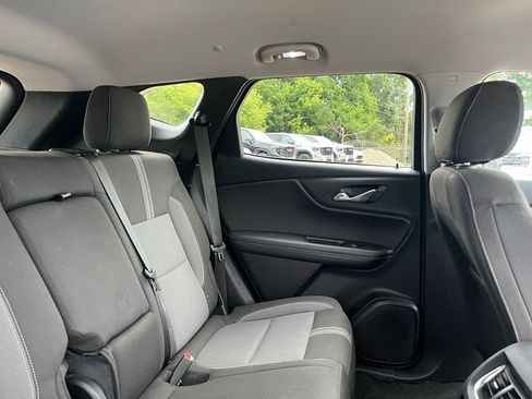 Used 2023 Chevrolet Blazer LT FWD image 35