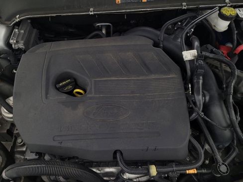 Used 2018 Ford Fusion SE w/ Fusion SE Technology Package image 30