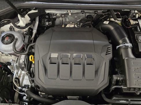 Certified 2025 Audi Q3 2.0T Premium w/ Convenience Package image 14