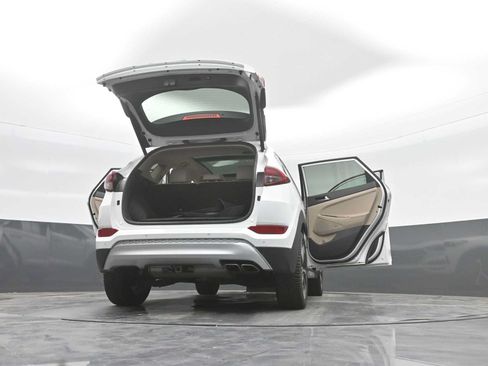 Used 2018 Hyundai Tucson Limited w/ Ultimate Package 02 FWD image 40