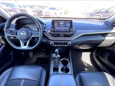 Used 2024 Nissan Altima 2.5 SR image 16