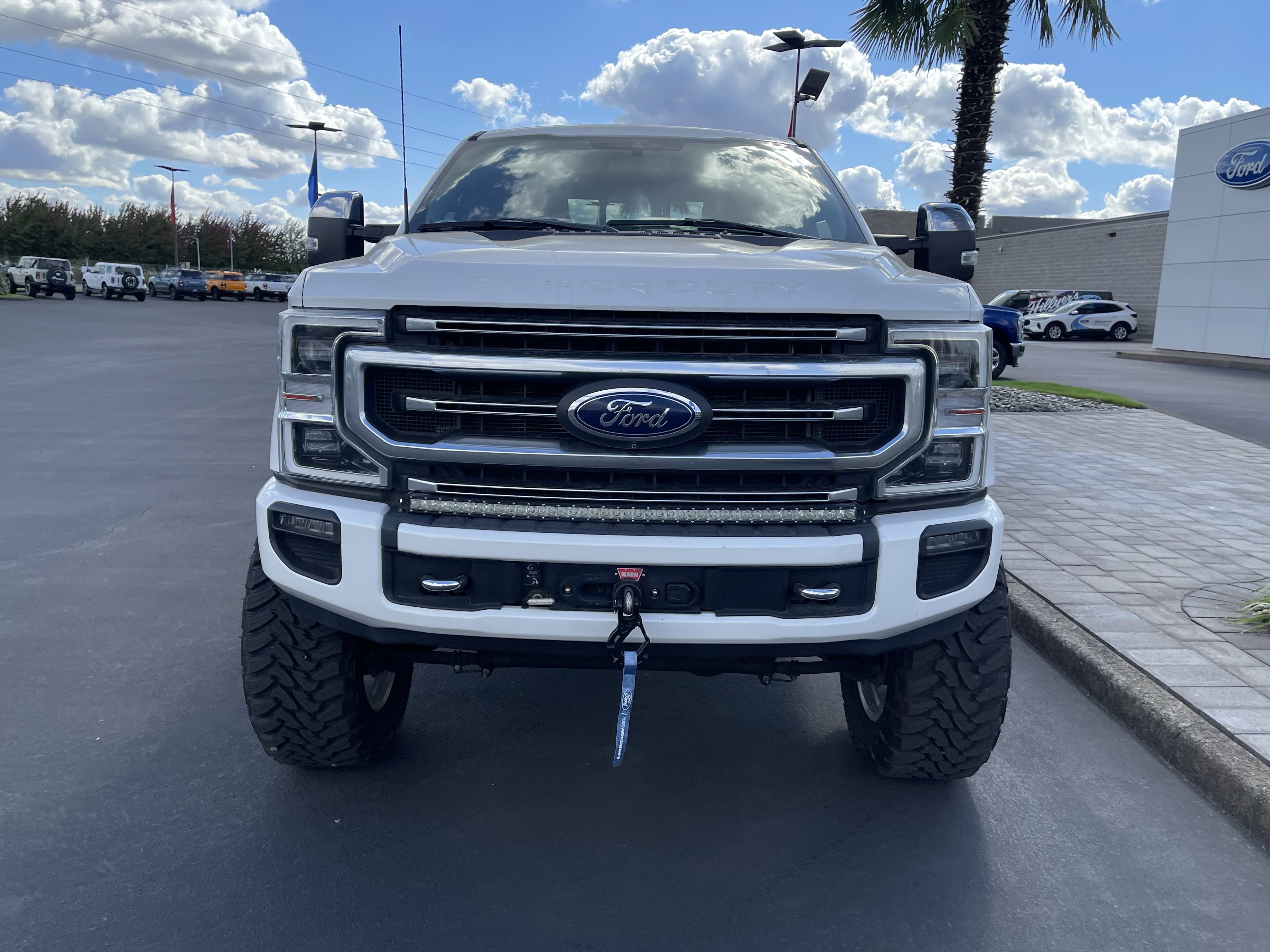 Used 2022 Ford F350 Platinum w/ FX4 Off-Road Package AWD/4WD image 6