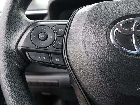 Used 2024 Toyota Corolla LE image 32