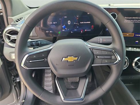 New 2025 Chevrolet Blazer EV LT image 25