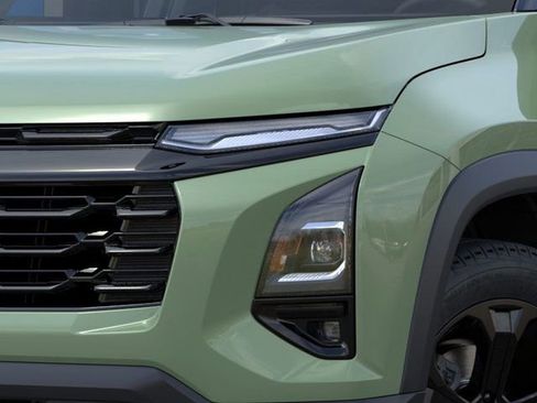 New 2026 Chevrolet Equinox LT w/ Convenience Package II image 10