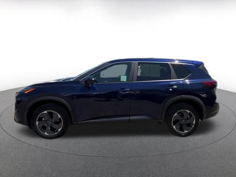 Used 2025 Nissan Rogue SV FWD image 9