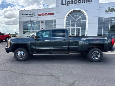 Used 2019 Chevrolet Silverado 3500 LTZ w/ Duramax Plus Package AWD/4WD image 2