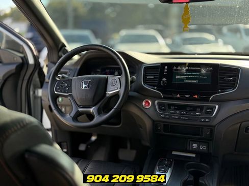 Used 2022 Honda Passport TrailSport image 19