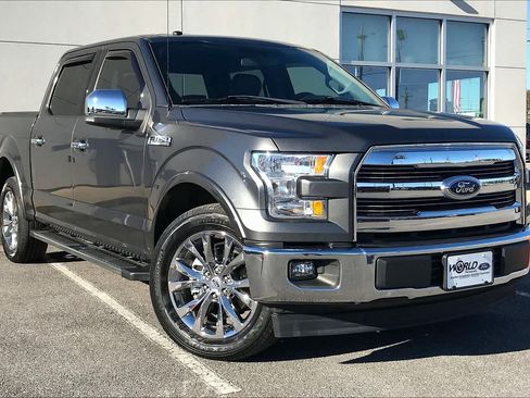 Used 2017 Ford F150 Lariat RWD image 3