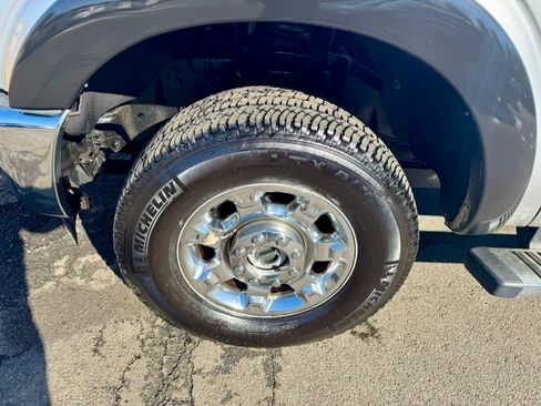 Used 2016 Ford F250 XLT w/ XLT Premium Package image 10