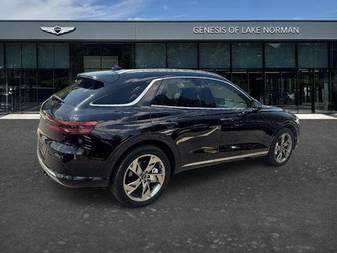 Used 2025 Genesis Electrified GV70 w/ Prestige Package AWD/4WD image 5