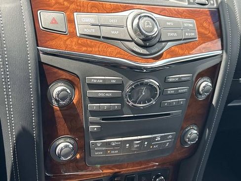 Used 2017 INFINITI QX80 2WD w/ Deluxe Technology Package image 39