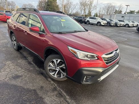 Used 2021 Subaru Outback Limited w/ Popular Package #2 image 2