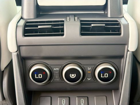 Used 2026 Land Rover Defender 110 S AWD/4WD image 20