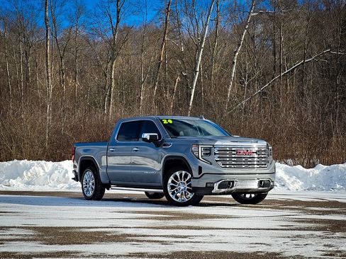 Certified 2024 GMC Sierra 1500 Denali w/ Technology Package AWD/4WD image 2