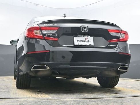 Used 2018 Honda Accord Sport image 27