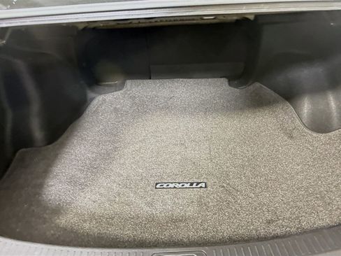 Used 2023 Toyota Corolla SE w/ SE Premium Package image 23