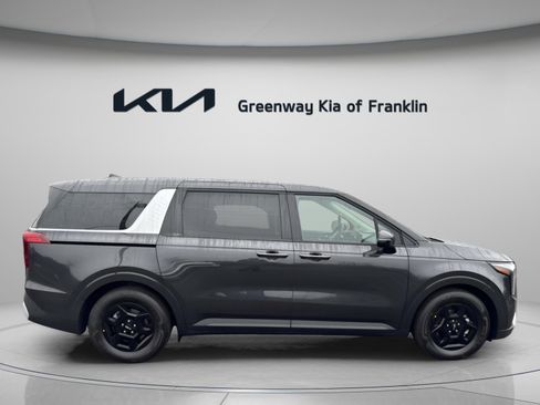 New 2026 Kia Carnival image 8