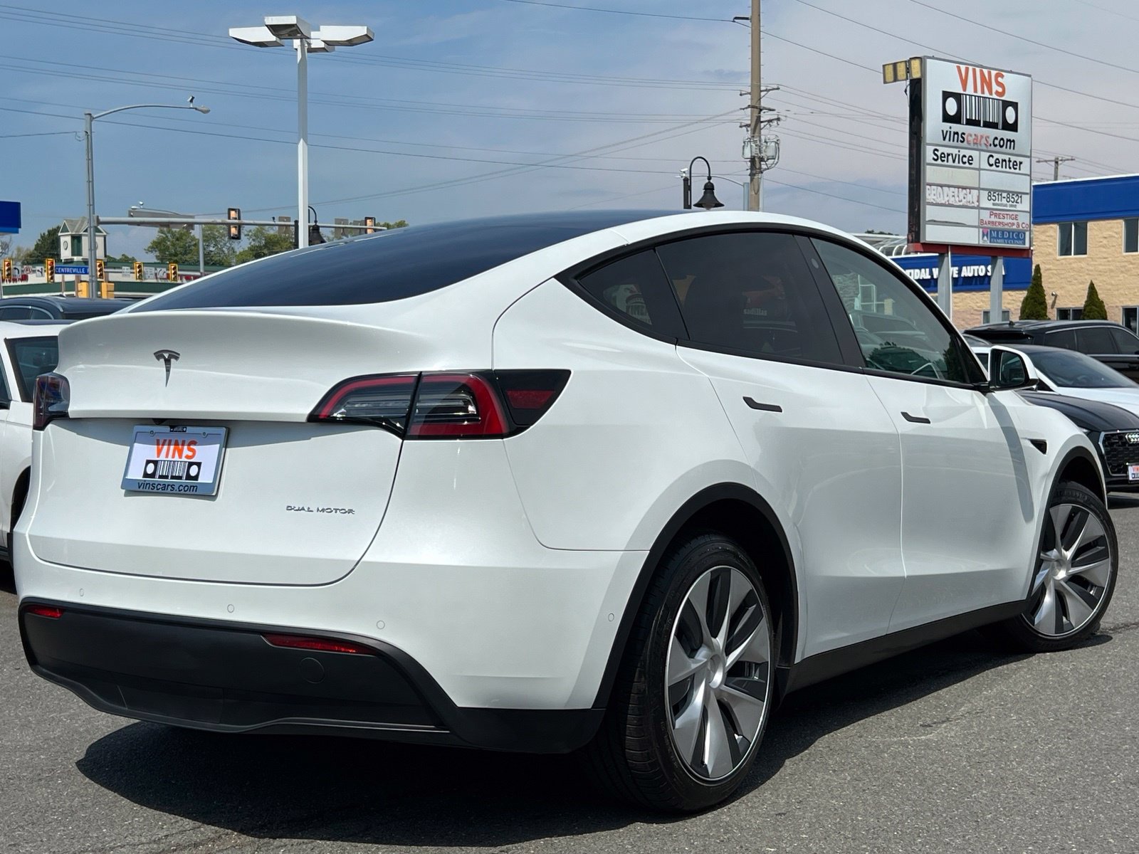 Used 2022 Tesla Model Y Long Range AWD/4WD image 13