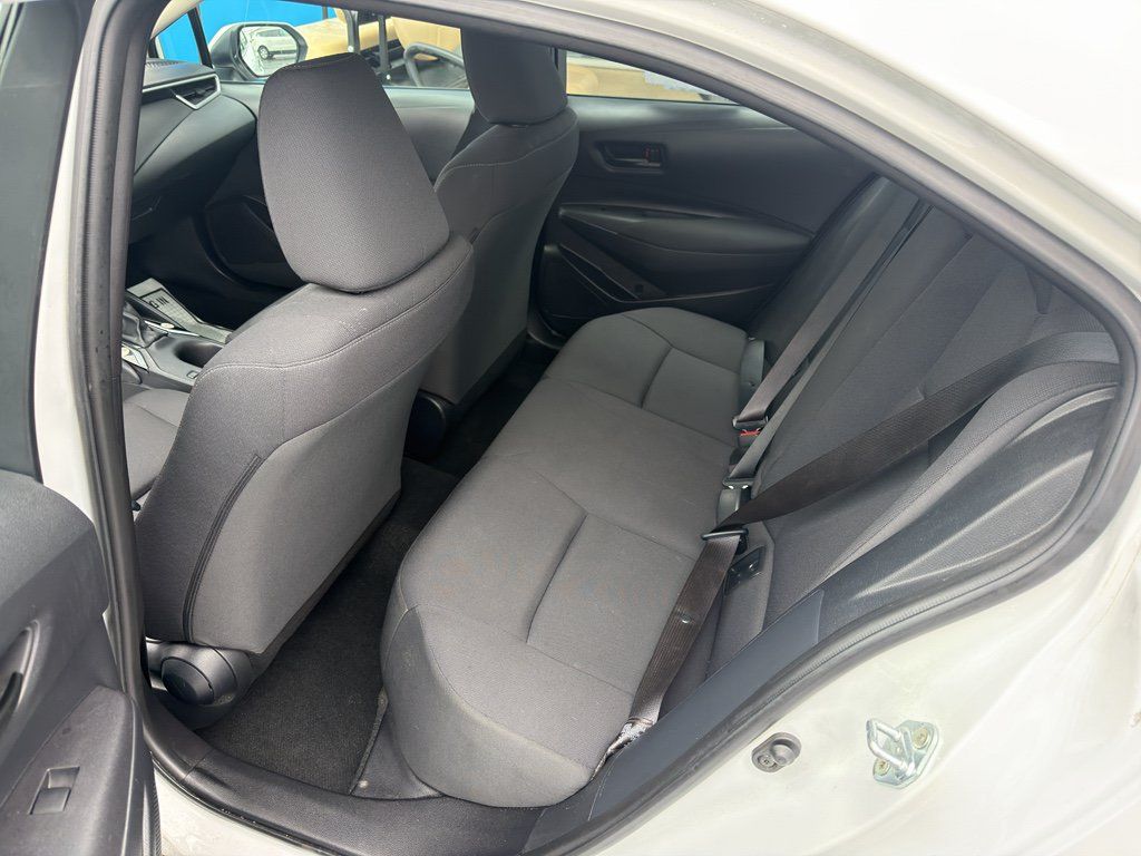 Used 2024 Toyota Corolla LE FWD image 9