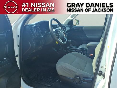 Used 2018 Toyota Tacoma SR RWD image 25