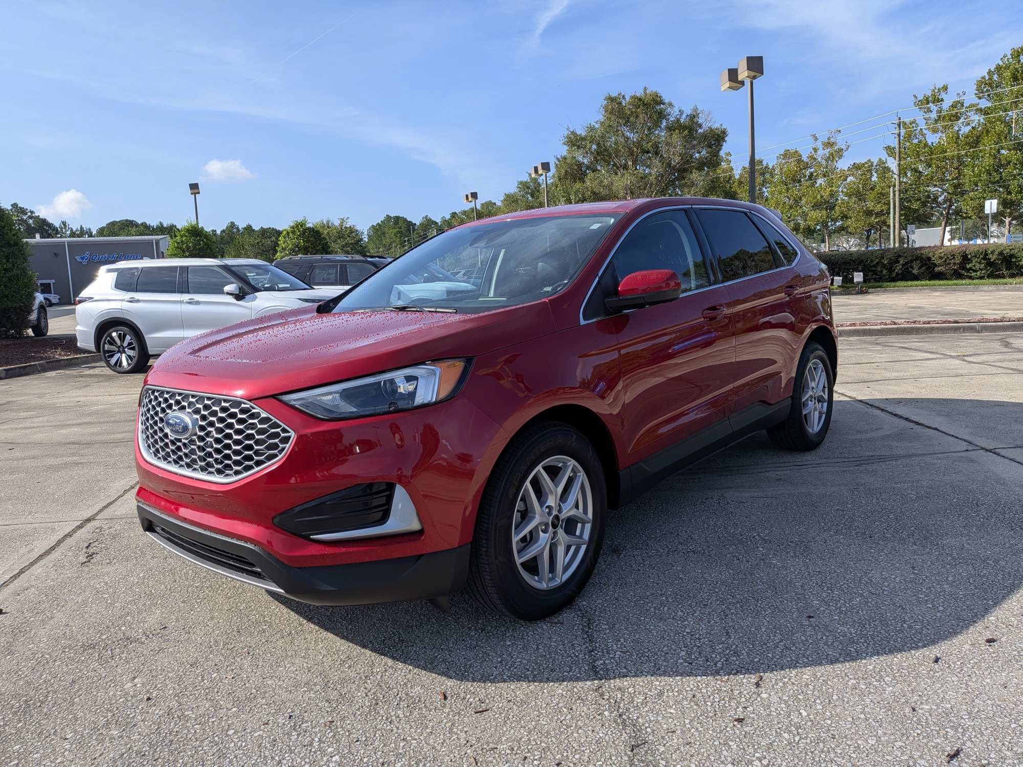 Used 2024 Ford Edge SEL AWD/4WD image 8