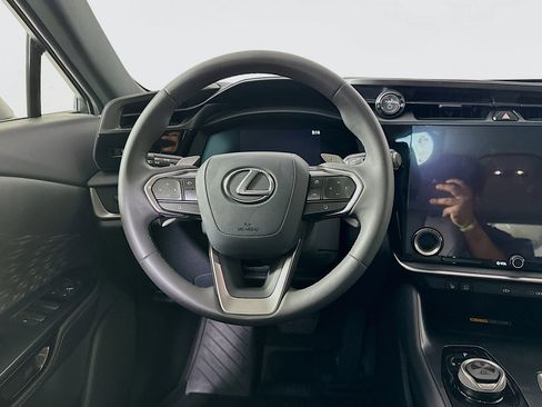 Used 2023 Lexus RZ 450e Premium w/ Technology Package image 18