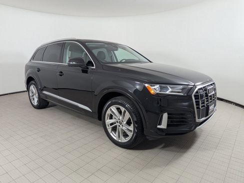 Used 2023 Audi Q7 3.0T Premium Plus w/ Premium Plus Package AWD/4WD image 7