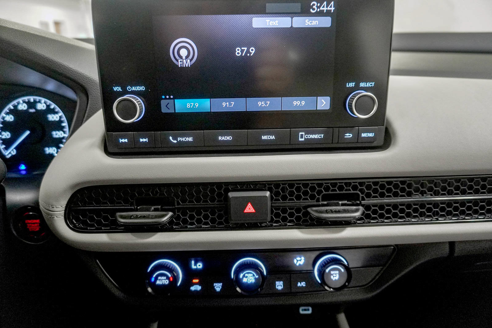 Used 2024 Honda HR-V LX image 23