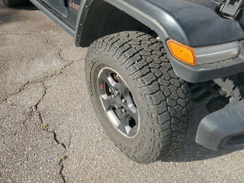 Used 2022 Jeep Gladiator Rubicon w/ LED Lighting Group image 4