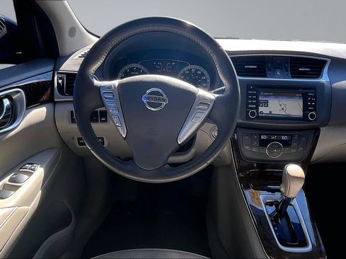 Used 2014 Nissan Sentra SL w/ Premium Package FWD image 5