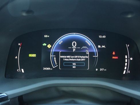 Used 2025 Toyota Camry SE image 16