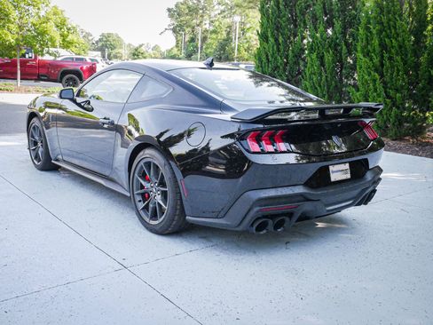 Used 2026 Ford Mustang Dark Horse RWD image 9