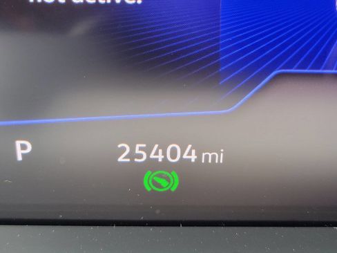 Used 2025 Volkswagen Taos SE FWD image 28