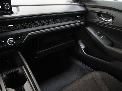 Used 2024 Honda Accord EX image 24