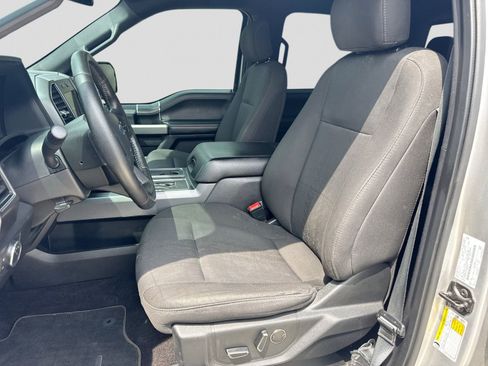 Used 2018 Ford F150 XLT w/ Equipment Group 302A Luxury AWD/4WD image 19