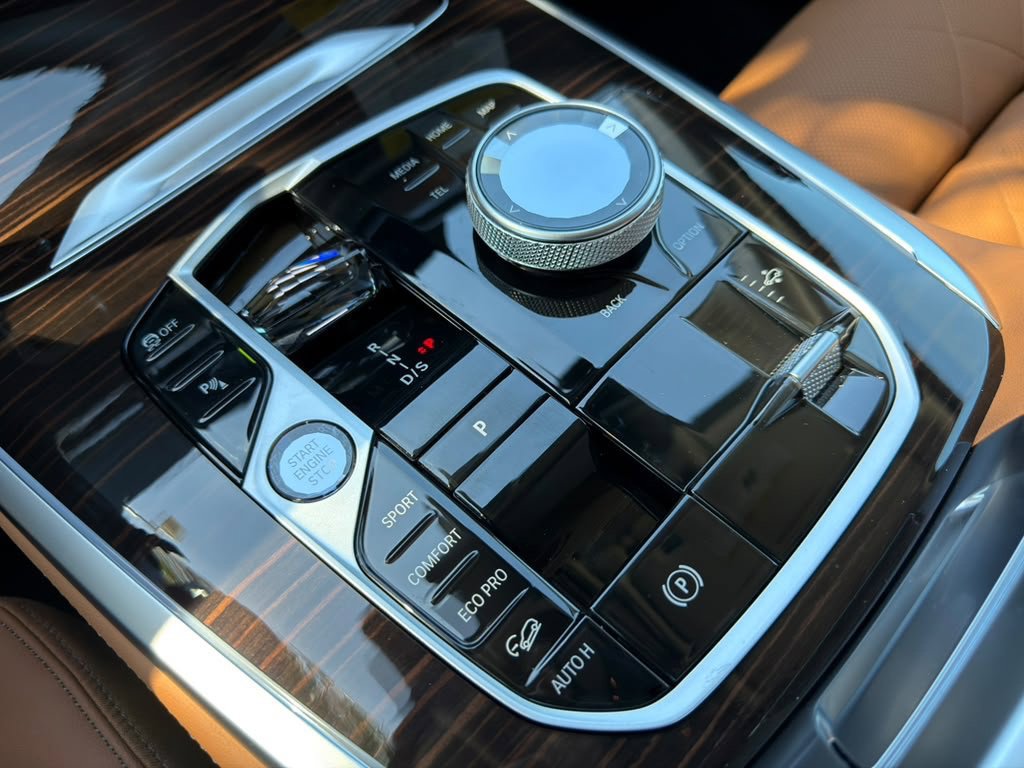 New 2027 BMW X7 xDrive40i AWD/4WD image 29