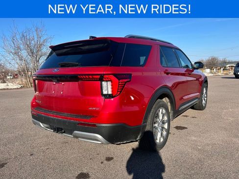 New 2026 Ford Explorer Platinum image 6